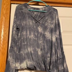 Blue and white American eagle flowy long sleeve